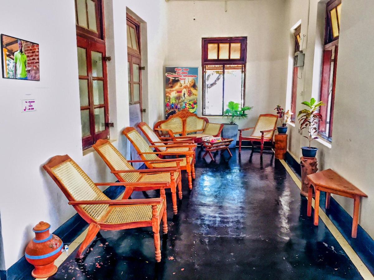 Fig And Gecko Hostel Anuradhapura Exterior photo