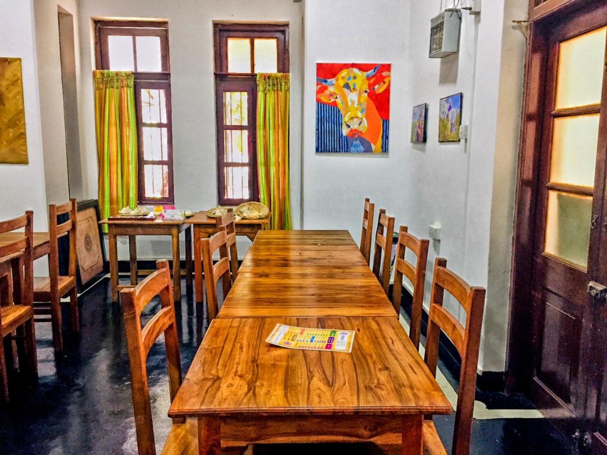 Fig And Gecko Hostel Anuradhapura Exterior photo
