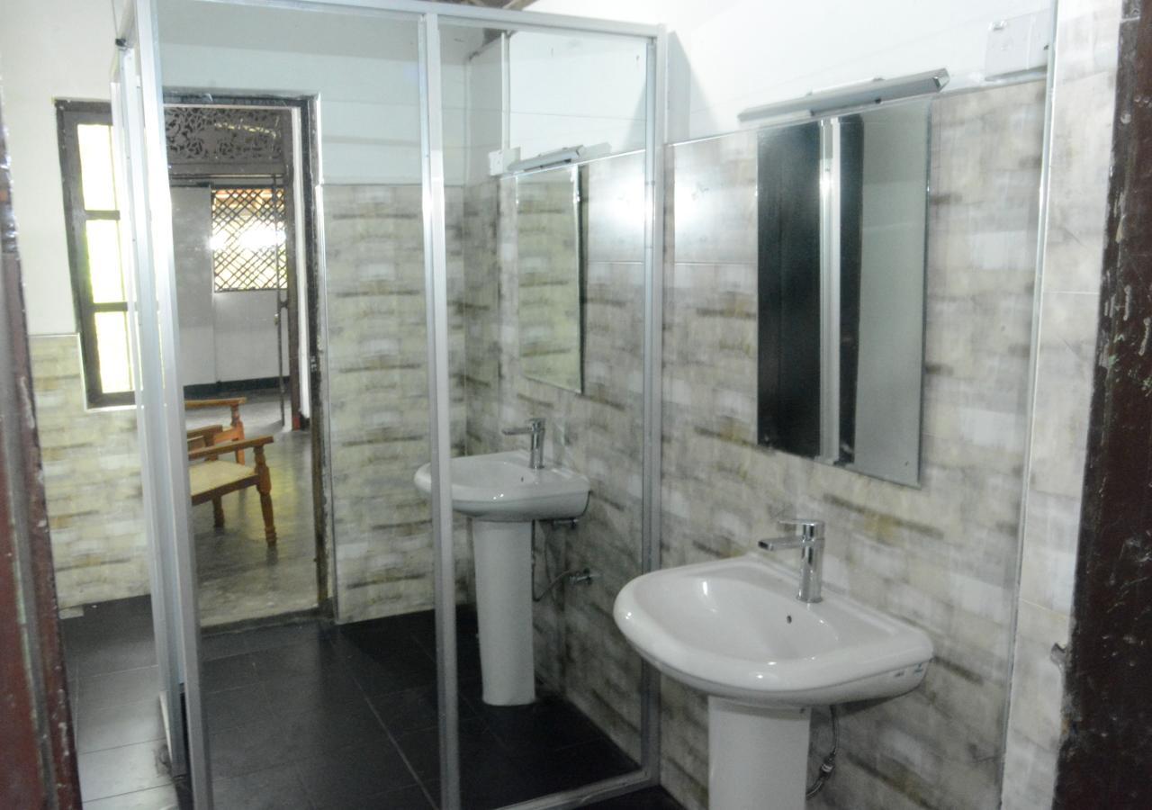 Fig And Gecko Hostel Anuradhapura Exterior photo