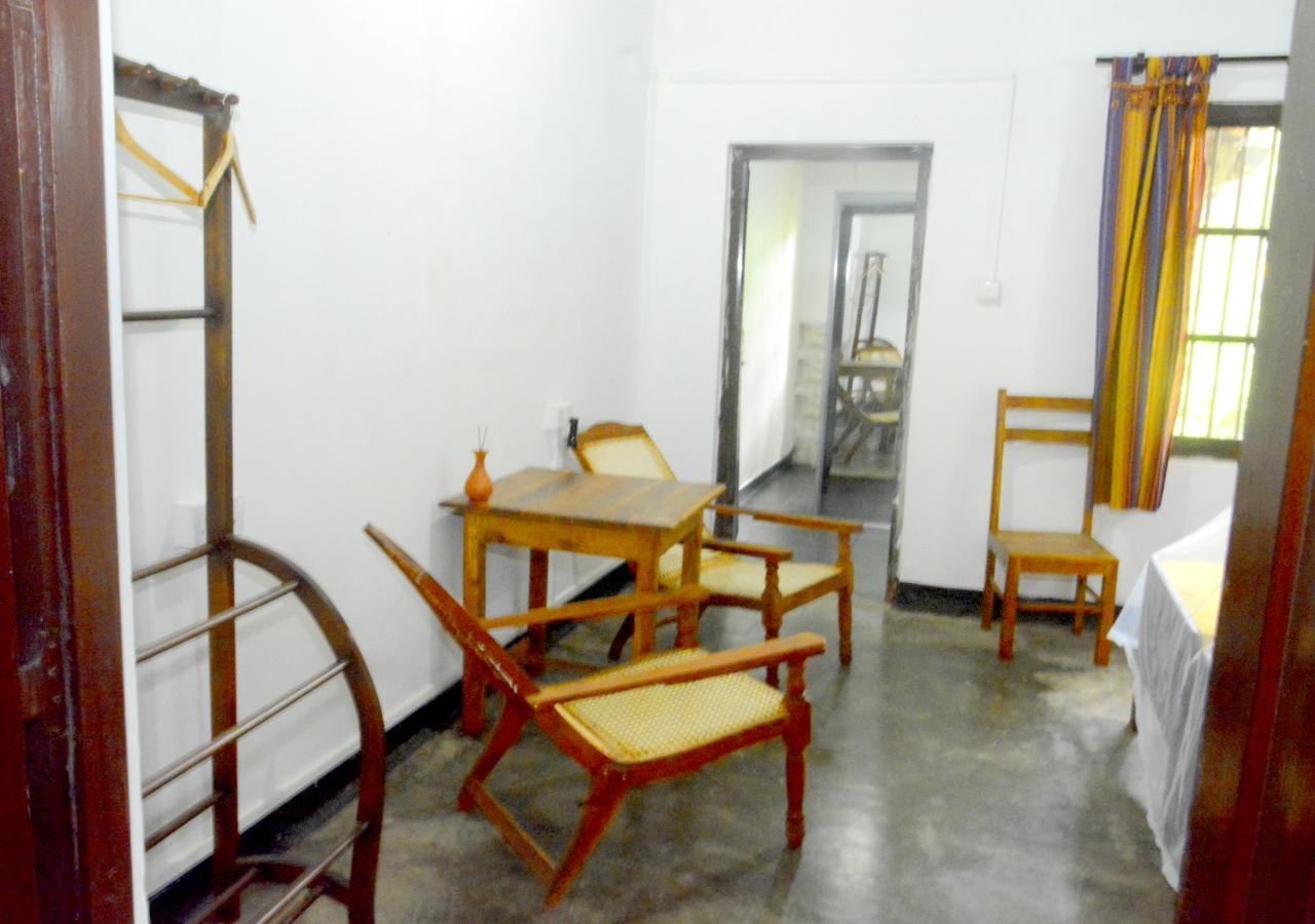 Fig And Gecko Hostel Anuradhapura Exterior photo