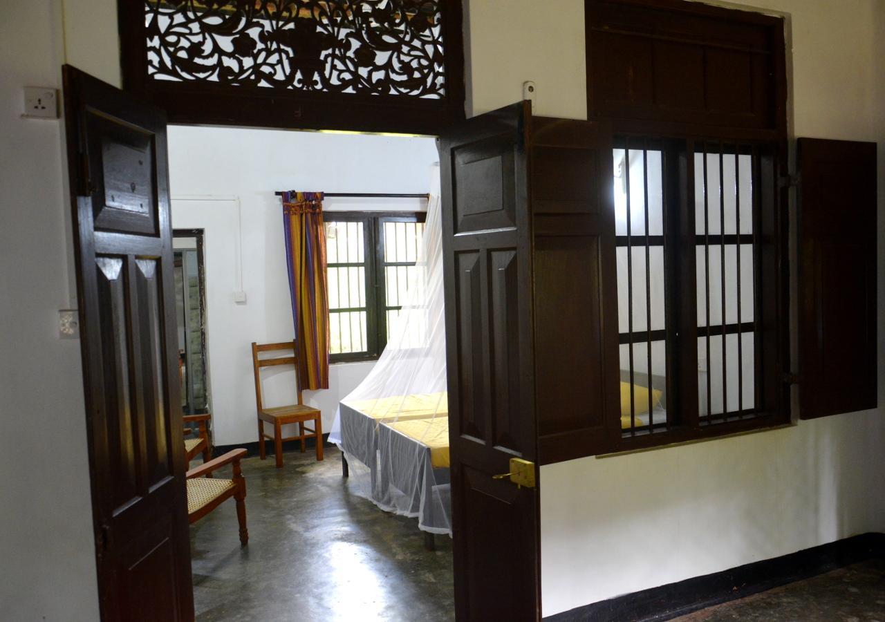 Fig And Gecko Hostel Anuradhapura Exterior photo